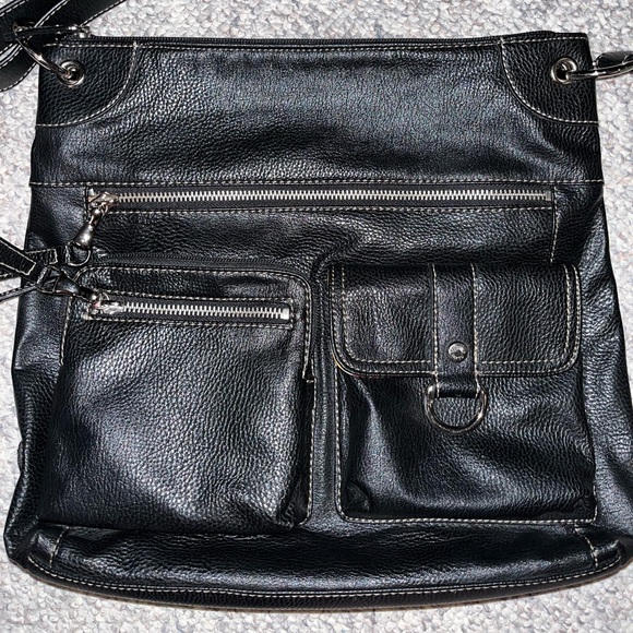 Franco Sarto Black Crossbody Purse - Picture 4 of 8